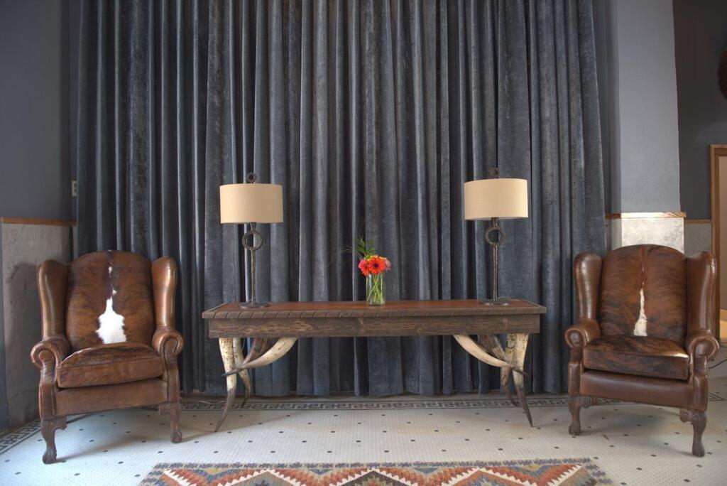Frontier Hotel Pawhuska Esterno foto